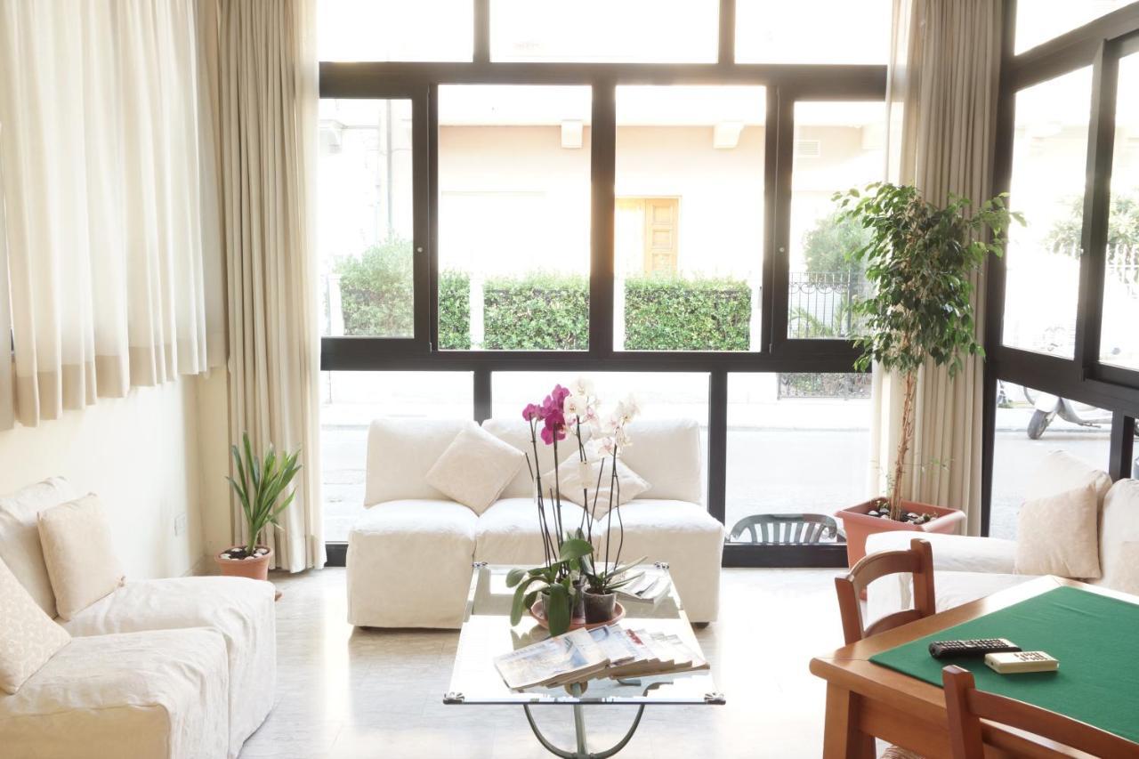 Hotel Caribe Viareggio Eksteriør bilde